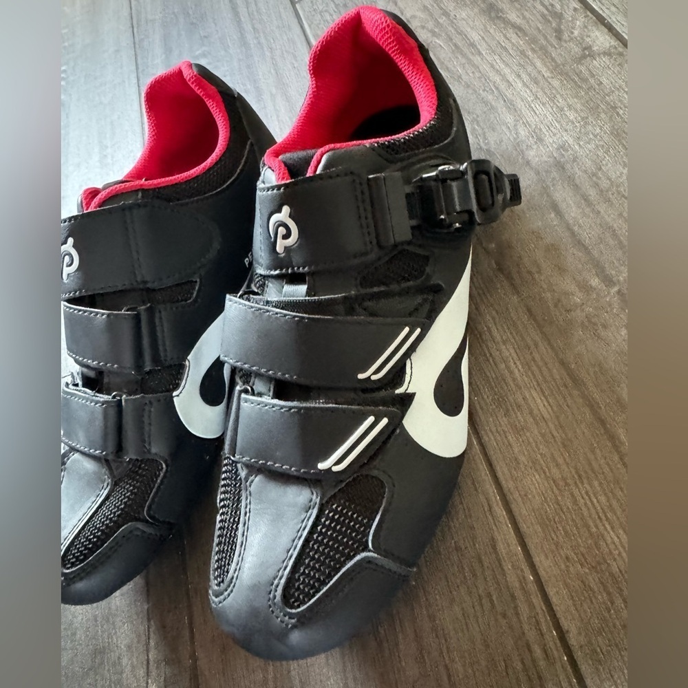 Peloton Cycling Shoes - Picture 6 of 8